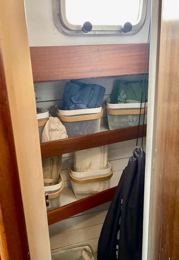 Sailing Nights Boat&Breakfast Hotel Алгеро Екстериор снимка