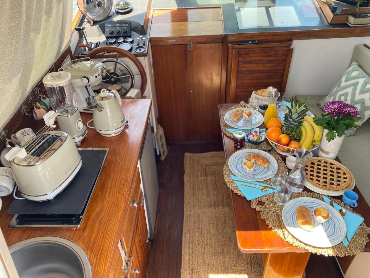 Sailing Nights Boat&Breakfast Hotel Алгеро Екстериор снимка