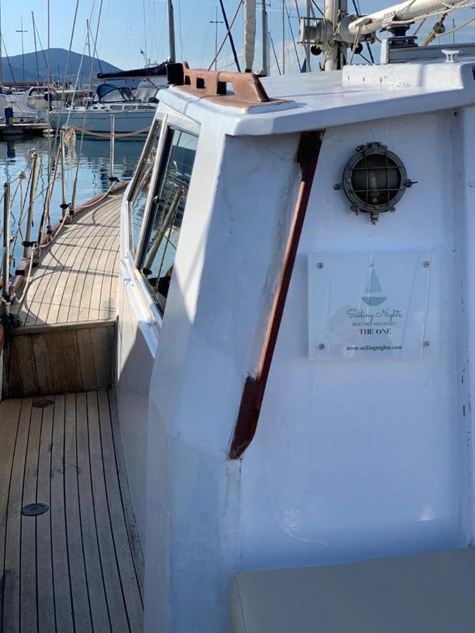 Sailing Nights Boat&Breakfast Hotel Алгеро Екстериор снимка